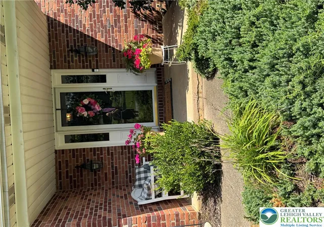 Photo 2 of Sale Pending at 3360 Michigan Ct, Bethlehem Twp, PA 18020 | MLS# 783454 | Listing updated on 2026-08-30