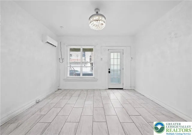 Photo 3 of Sale Pending at 640 N Lumber St, Allentown City, PA 18102 | MLS# 783477 | Listing updated on 2026-09-23