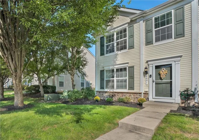 Photo 2 of Townhouse for sale at 8451 Cromwell Ct, Upper Macungie Twp, PA 18031 | MLS# 783523 | Listing updated on 2026-10-05