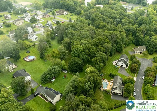 Photo 2 of Sale Pending at 1148 Verona Dr, Plainfield Twp, PA 18072 | MLS# 783534 | Listing updated on 2026-09-30