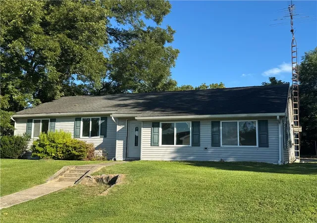 Photo 2 of Sale Pending at 2515 W Fairmont St, Allentown City, PA 18104 | MLS# 782290 | Listing updated on 2026-08-31