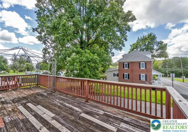 Photo 3 of Single family home for sale at 55 Dewey St, Roseto Boro, PA 18013 | MLS# 783561 | Listing updated on 2026-09-19