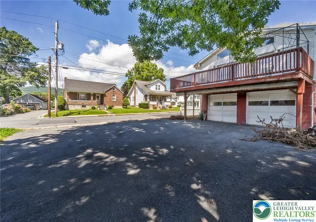 Photo 4 of Single family home for sale at 55 Dewey St, Roseto Boro, PA 18013 | MLS# 783561 | Listing updated on 2026-09-19