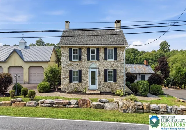 Photo 3 of Sale Pending at 435 Huffs Church Rd, District Twp, PA 18011 | MLS# 783101 | Listing updated on 2026-09-04