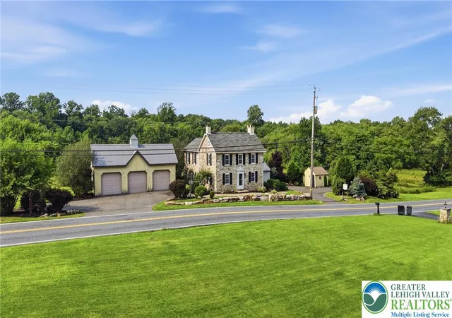 Photo 4 of Sale Pending at 435 Huffs Church Rd, District Twp, PA 18011 | MLS# 783101 | Listing updated on 2026-09-04