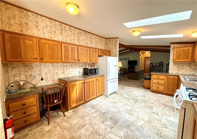 Photo 3 of Manufactured home for sale at 212 Hope Dr, West Penn Twp, PA 17960 | MLS# 783522 | Listing updated on 2026-10-20