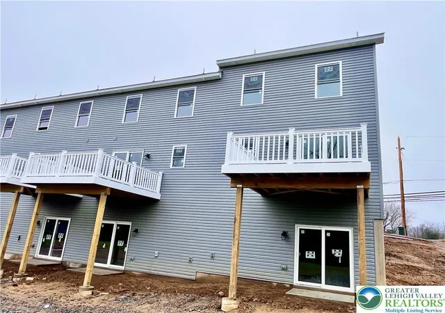 Photo 3 of Townhouse for sale at 3876 E Grant St, Washington Twp, PA 18080 | MLS# 783457 | Listing updated on 2026-10-01