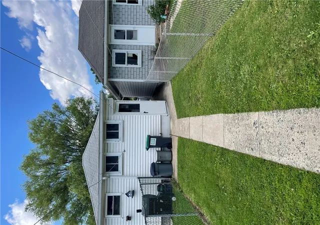 Photo 2 of Sale Pending at 555 E Union St, Tamaqua Boro, PA 18252 | MLS# 783234 | Listing updated on 2026-09-09