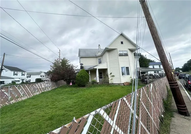 Photo 3 of Single family home for sale at 89 Mill St, Wilkes Barre, PA 18705 | MLS# 783586 | Listing updated on 2026-09-18
