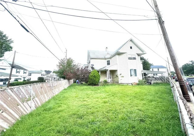 Photo 3 of Single family home for sale at 89 Mill St, Wilkes Barre, PA 18705 | MLS# 783586 | Listing updated on 2026-09-18