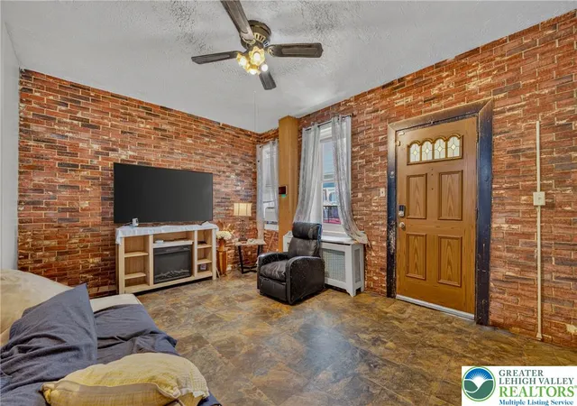 Photo 5 of Townhouse for sale at 619 Lumber St, Allentown City, PA 18102 | MLS# 783623 | Listing updated on 2026-08-30