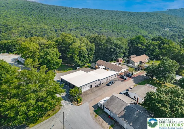 Photo 2 of Sale Pending at 830 Fern St, Jim Thorpe, PA 18229 | MLS# 782988 | Listing updated on 2026-09-05