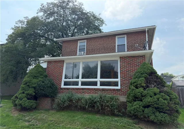Photo 2 of Single family home for sale at 144 Front St, Coplay, PA 18037 | MLS# 783588 | Listing updated on 2026-08-31