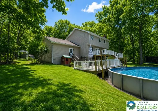 Photo 3 of Sale Pending at 303 E Mountain Top Rd, Summit Hill, PA 18250 | MLS# 783655 | Listing updated on 2026-09-03