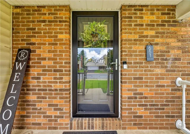 Photo 5 of Single family home for sale at 651 Willow Dr, Catasauqua, PA 18032 | MLS# 783645 | Listing updated on 2026-08-31
