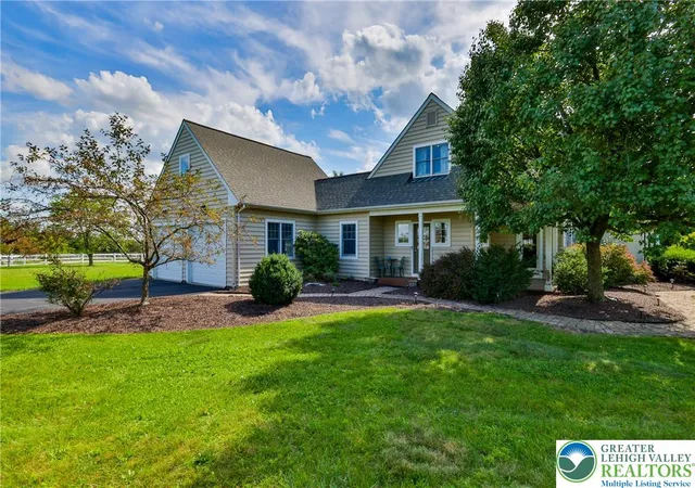 Photo 3 of Sale Pending at 4999 Spruce St, Schnecksville, PA 18078 | MLS# 782118 | Listing updated on 2026-09-07