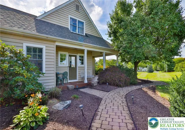 Photo 4 of Sale Pending at 4999 Spruce St, Schnecksville, PA 18078 | MLS# 782118 | Listing updated on 2026-09-07