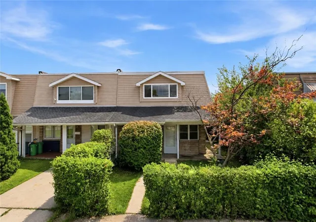 Photo 2 of Sale Pending at 1630 Cambridge St, Allentown, PA 18109 | MLS# 783405 | Listing updated on 2026-09-11