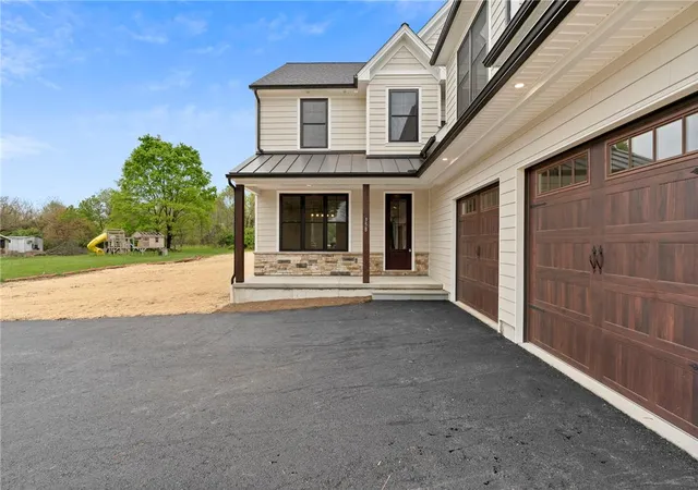 Photo 3 of Single family home for sale at Hottle Rd, Springfield Twp, PA 18036 | MLS# 783688 | Listing updated on 2026-09-03