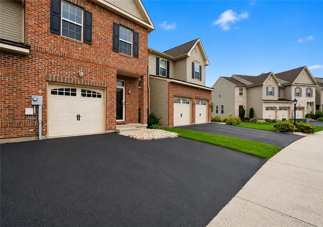 Photo 3 of Sale Pending at 4461 Elmwood Dr, Nazareth, PA 18064 | MLS# 783567 | Listing updated on 2026-09-08