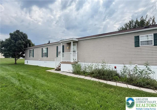 Photo 3 of Sale Pending at 3130 Sherman Dr, Macungie, PA 18062 | MLS# 783799 | Listing updated on 2026-09-29