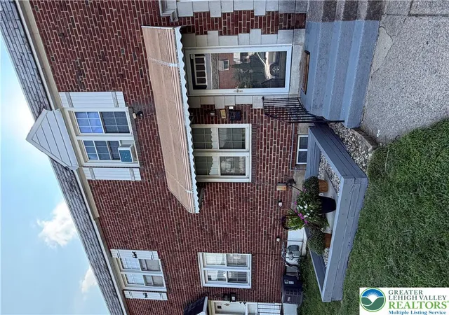 Photo 1 of Sale Pending at 2072 Baker Dr, Allentown, PA 18103 | MLS# 783699 | Listing updated on 2026-09-14