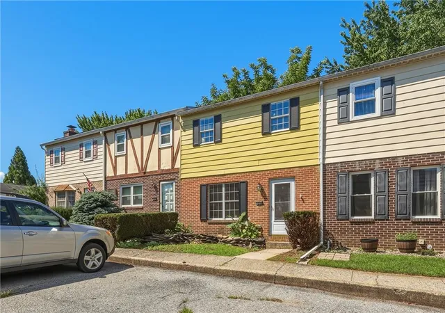Photo 2 of Sale Pending at 1230 Eagle St, Allentown, PA 18106 | MLS# 783761 | Listing updated on 2026-09-29