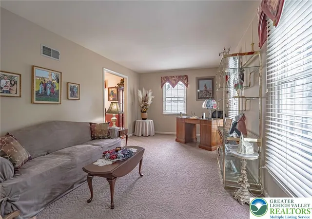 Photo 4 of Sale Pending at 1125 Jaime Cir, Allentown, PA 18106 | MLS# 783652 | Listing updated on 2026-09-09