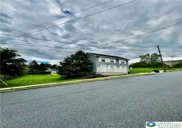 Photo 3 of Sale Pending at 216 Monroe St, Freemansburg, PA 18017 | MLS# 783531 | Listing updated on 2026-09-19