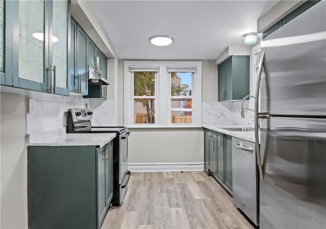 Photo 3 of Townhouse for sale at 1022 W Chew St, Allentown, PA 18102 | MLS# 783625 | Listing updated on 2026-09-29