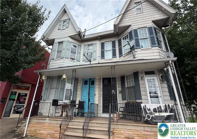 Photo 3 of Sale Pending at 1251 Northampton St, Easton, PA 18042 | MLS# 783839 | Listing updated on 2026-09-10