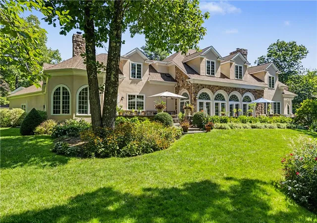 Photo 2 of Mansion for sale at 251 Municipal Rd, Tinicum Twp, PA 18920 | MLS# 783132 | Listing updated on 2026-09-21