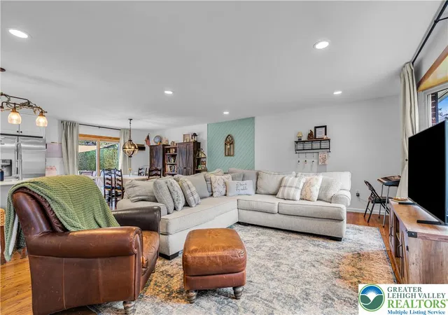 Photo 3 of Sale Pending at 2156 Rose Ln, Nazareth, PA 18064 | MLS# 783811 | Listing updated on 2026-10-02