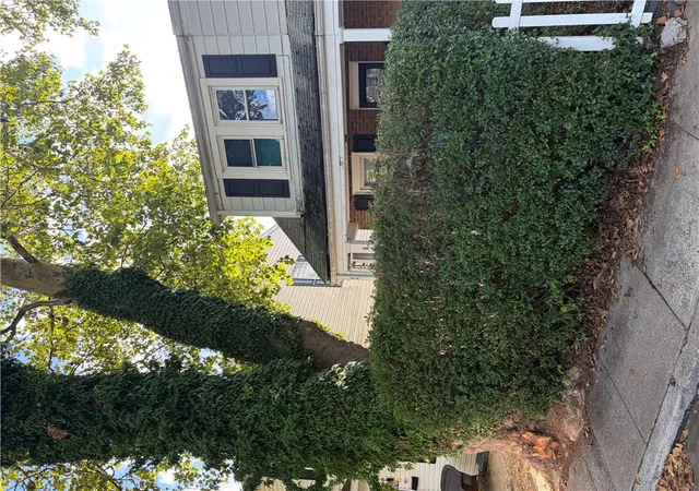 Photo 2 of Single family home for sale at 805 Dellwood St, Bethlehem, PA 18018 | MLS# 783717 | Listing updated on 2026-09-18