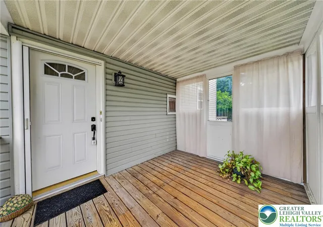 Photo 3 of Sale Pending at 124 South 6th St, Bangor, PA 18013 | MLS# 783888 | Listing updated on 2026-09-12