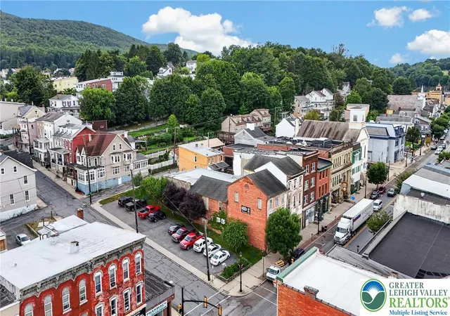 Photo 1 of Multi family home for sale at 104 W Broad St, Tamaqua, PA 18252 | MLS# 783817 | Listing updated on 2026-09-03