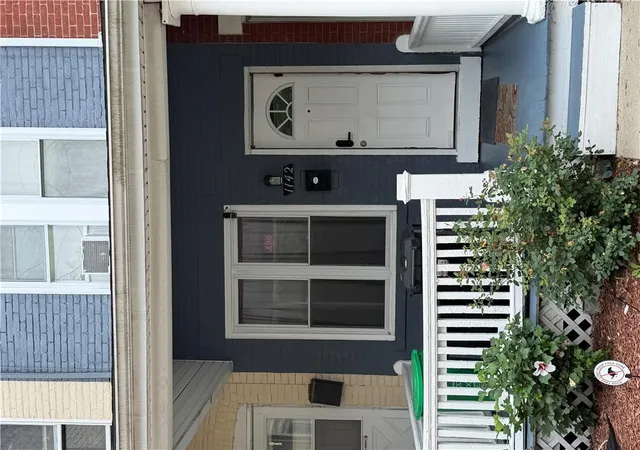Photo 2 of Townhouse for sale at 1142 Union St, Allentown, PA 18102 | MLS# 783912 | Listing updated on 2026-09-26