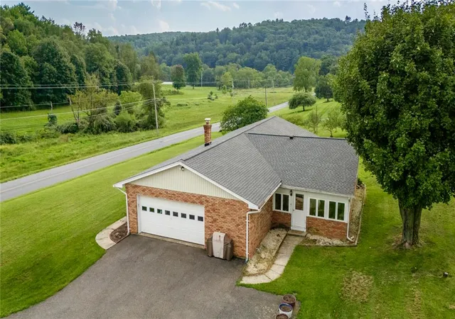 Photo 2 of Sale Pending at 59 School Dr, New Ringgold, PA 17960 | MLS# 783853 | Listing updated on 2026-09-08