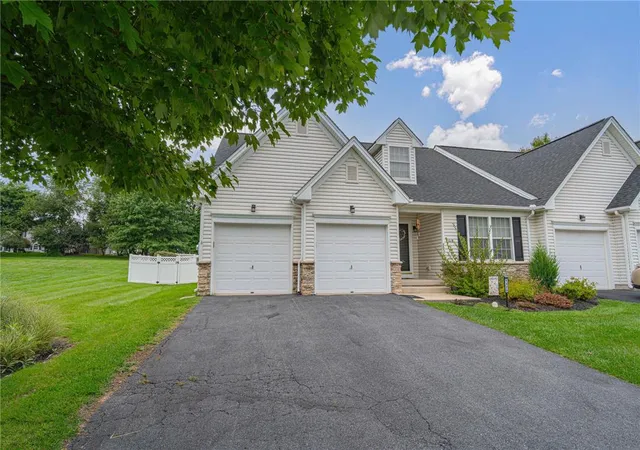 Photo 2 of Sale Pending at 1325 Briarwood Ln, Easton, PA 18040 | MLS# 783750 | Listing updated on 2026-09-17
