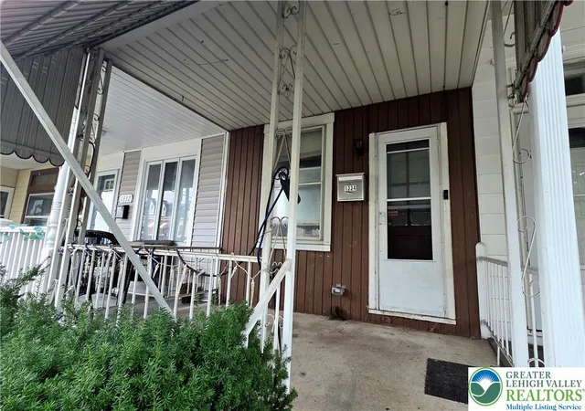 Photo 2 of Townhouse for sale at 1334 W Gordon St, Allentown, PA 18102 | MLS# 783895 | Listing updated on 2026-09-06