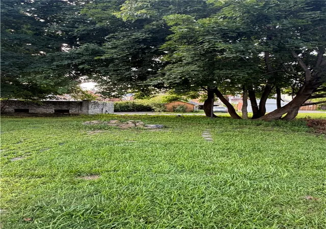 Photo 14 of Multi family home for sale at 263 Lincoln St, Easton, PA 18042 | MLS# 783946 | Listing updated on 2026-10-07