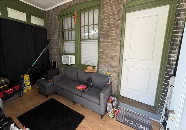 Photo 2 of Multi family home for sale at 263 Lincoln St, Easton, PA 18042 | MLS# 783946 | Listing updated on 2026-10-07