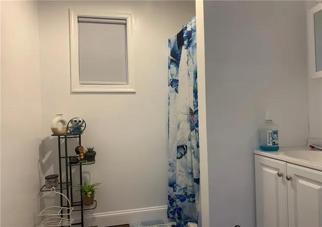 Photo 3 of House for sale at 518 Glendon Ave, Easton, PA 18042 | MLS# 783862 | Listing updated on 2026-09-27
