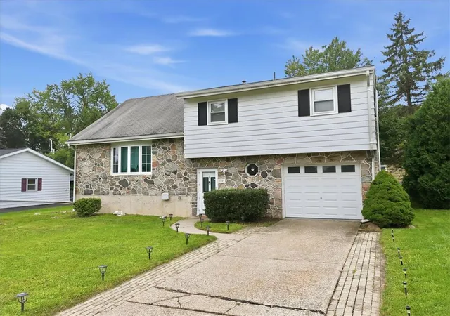 Photo 1 of Sale Pending at 2259 Pinehurst Rd, Bethlehem, PA 18018 | MLS# 783667 | Listing updated on 2026-09-08