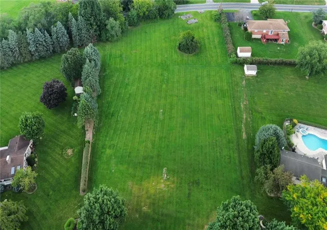 Photo 3 of Sale Pending at 37 Jennings Run, Northampton, PA 18067 | MLS# 783727 | Listing updated on 2026-09-15