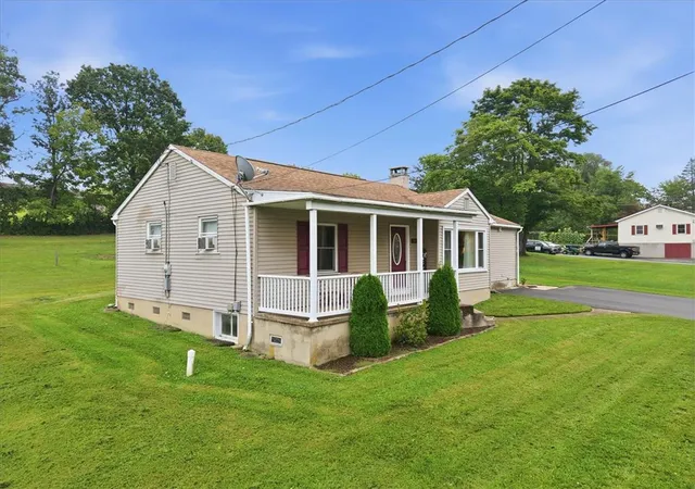 Photo 2 of Sale Pending at 364 Mahoning Dr E, Lehighton, PA 18235 | MLS# 783893 | Listing updated on 2026-09-08