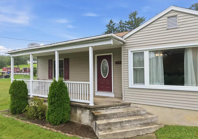 Photo 3 of Sale Pending at 364 Mahoning Dr E, Lehighton, PA 18235 | MLS# 783893 | Listing updated on 2026-09-08