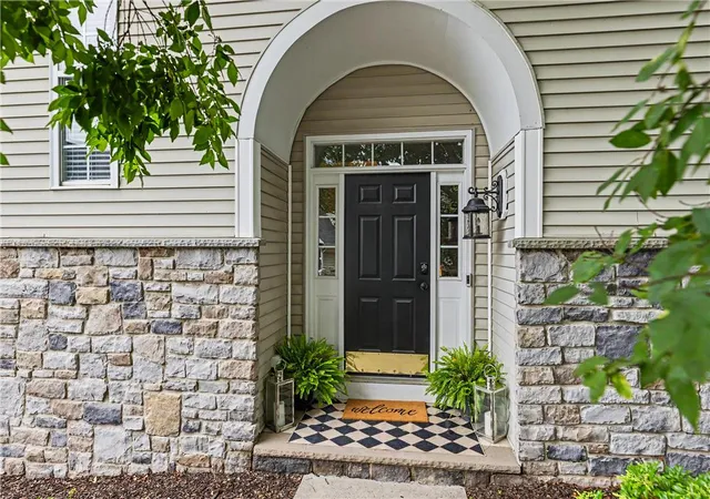Photo 1 of Sale Pending at 226 Merion Ln, Easton, PA 18042 | MLS# 784016 | Listing updated on 2026-09-12