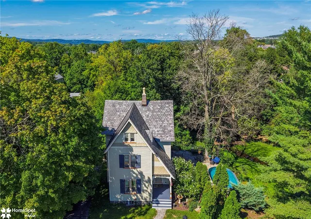 Photo 3 of Single family home for sale at 507 E Station Ave, Coopersburg, PA 18036 | MLS# 783998 | Listing updated on 2026-09-14