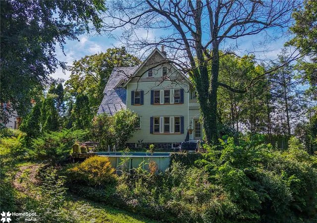 Photo 4 of Single family home for sale at 507 E Station Ave, Coopersburg, PA 18036 | MLS# 783998 | Listing updated on 2026-09-14